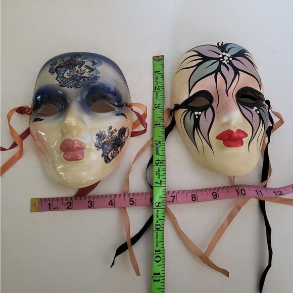 ❌SOLD❌ 1989 Signed Nola Masks (2) - Picture 13 of 13